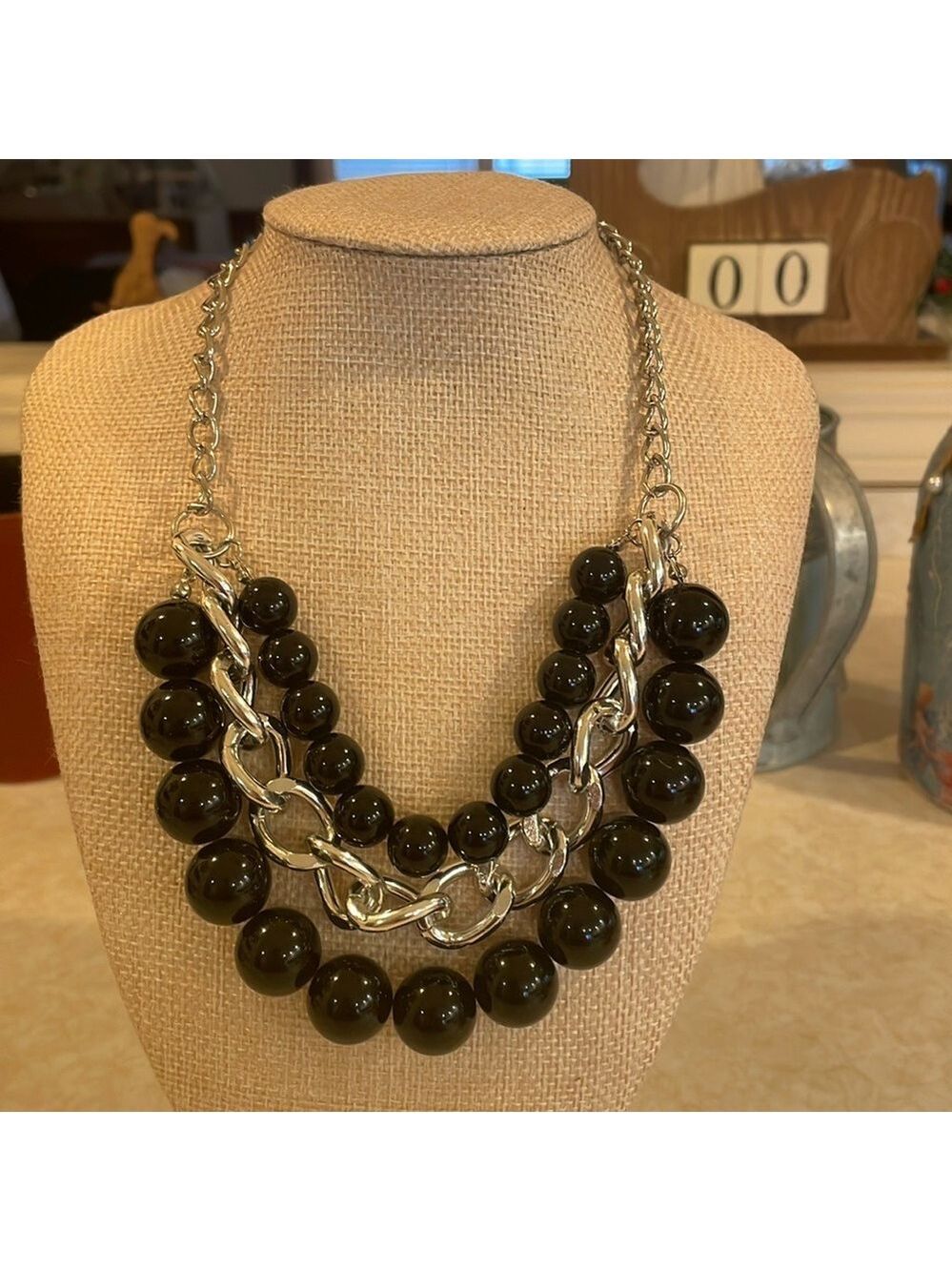 Paparazzi, Empire State Empress Black Necklace
